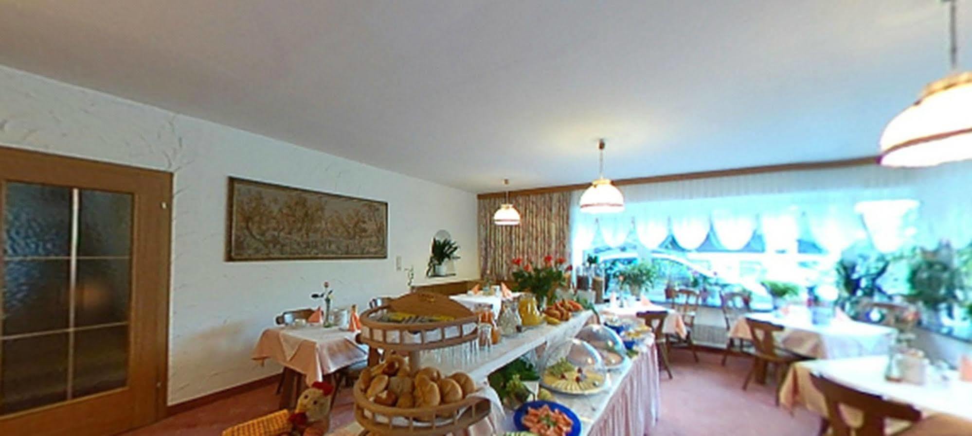 Pension St.Leonhard Bed and Breakfast Bad Gastein Esterno foto